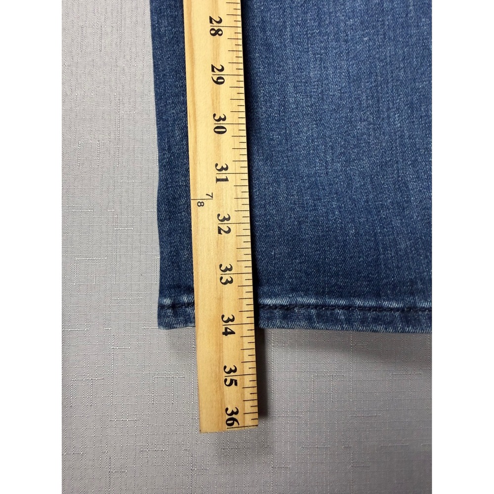 Levis 541 Athletic Taper Jeans Mens 33x34 Blue Medium Wash Stretch 18181-0216 - Picture 6 of 12
